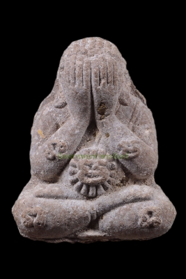 พระปิดตารวยทันใจ หลวงปู่หมุน เนื้อผงกสิน