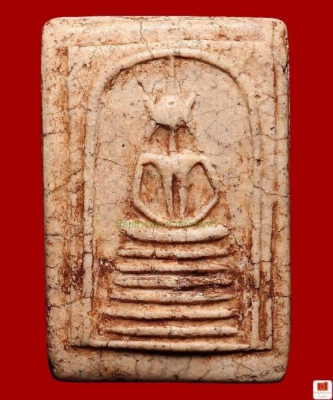 สมเด็จเกศไชโย   พิมพ์ 6 ชั้นไหล่ตรง (ชำรุด)