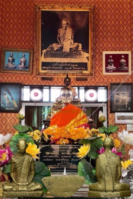 รูปหล่อหลวงพ่อเดิม